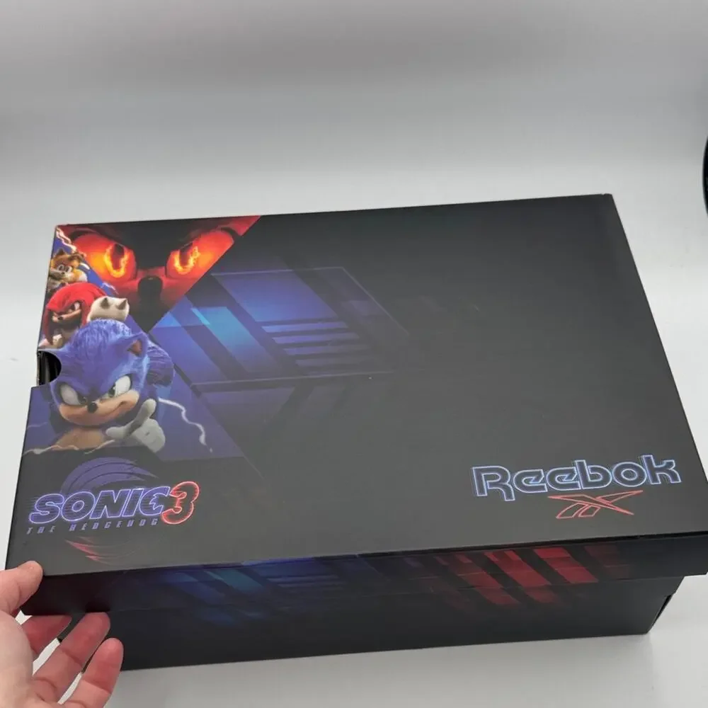 [NIB] Reebok Sonic Sneakers - Kids 7